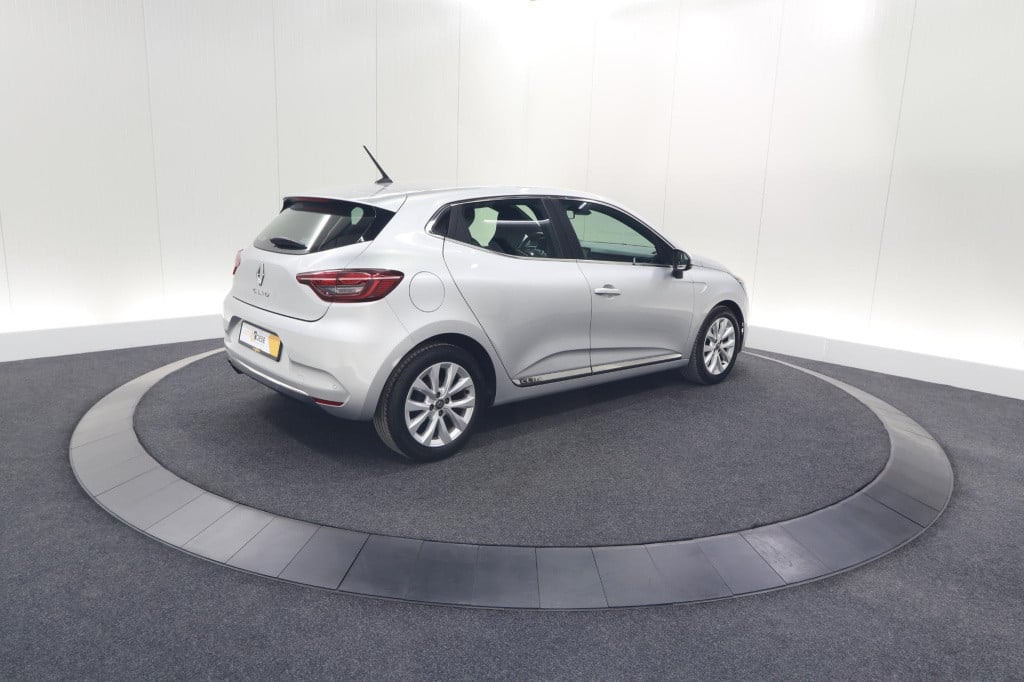 Renault Clio tce 100 intens | parkeersensoren | apple carplay | climate con