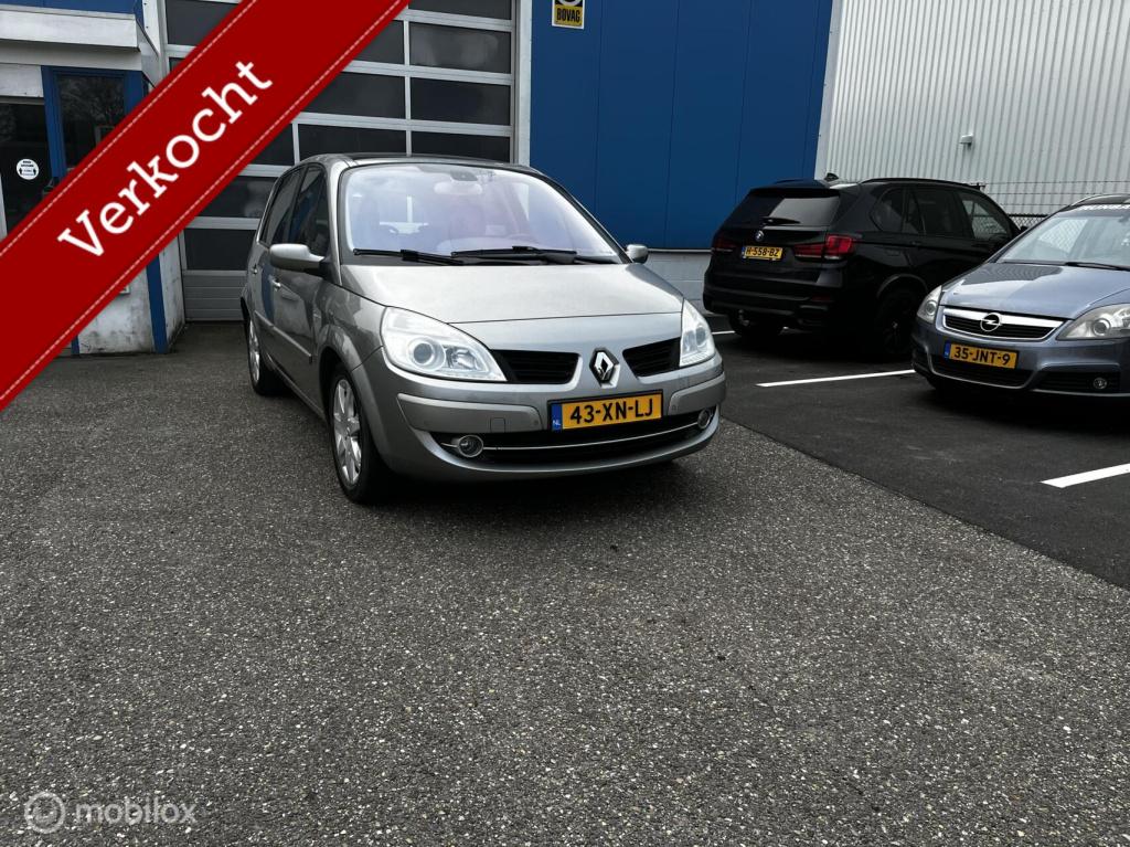 Renault Scenic 2.0-16v tech line