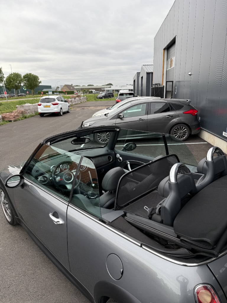 Mini Cooper S Cabrio 170pk - nieuwstaat!