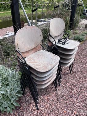 Stapel stoelen