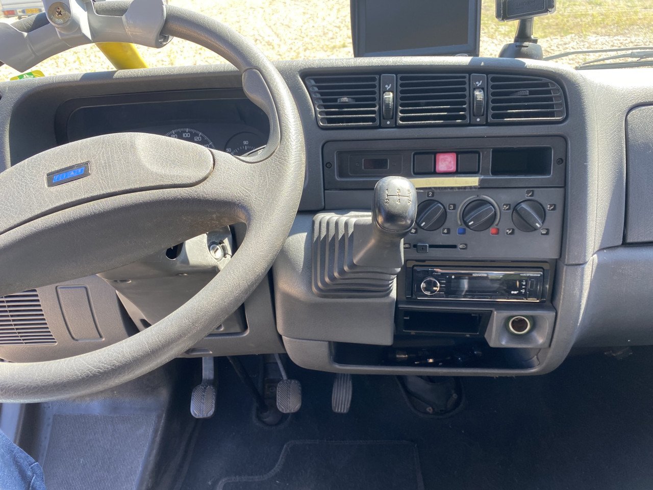 La Strada buscamper, veel opties, jaar apk, beurt, garantie, carplay setje