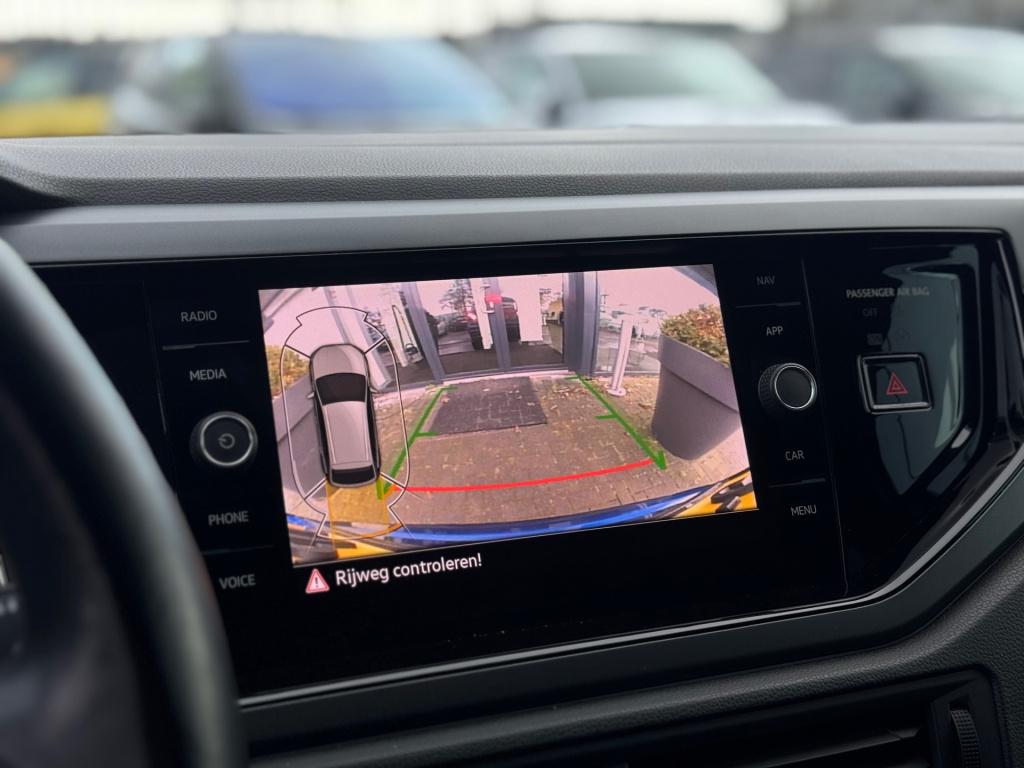 Volkswagen Taigo 1.0 tsi r-line * panoramadak * camera * led * clima