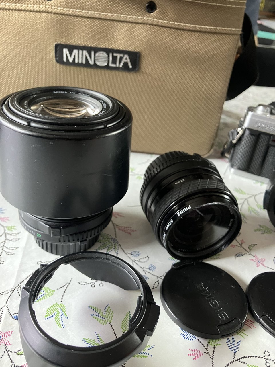 Minolta camera met originele tas en 2 lenzen
