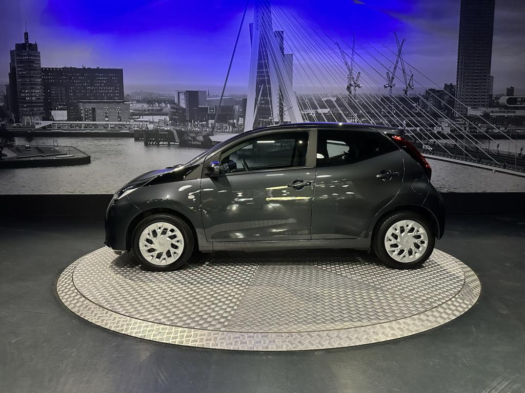 Toyota Aygo 1.0 vvt-i x-play *camera*carplay*