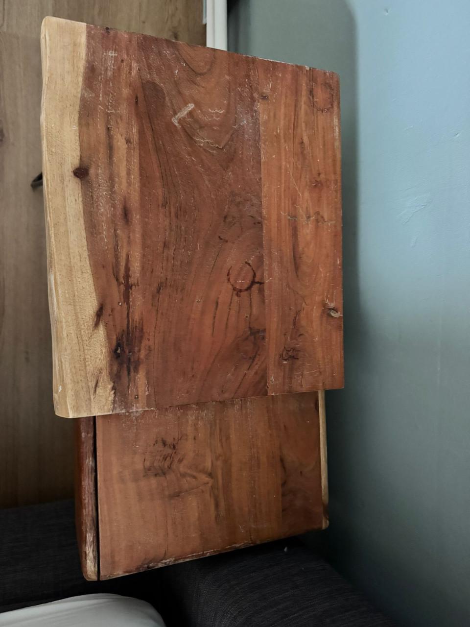 Unieke houten nachtkastjes met hairpin poten