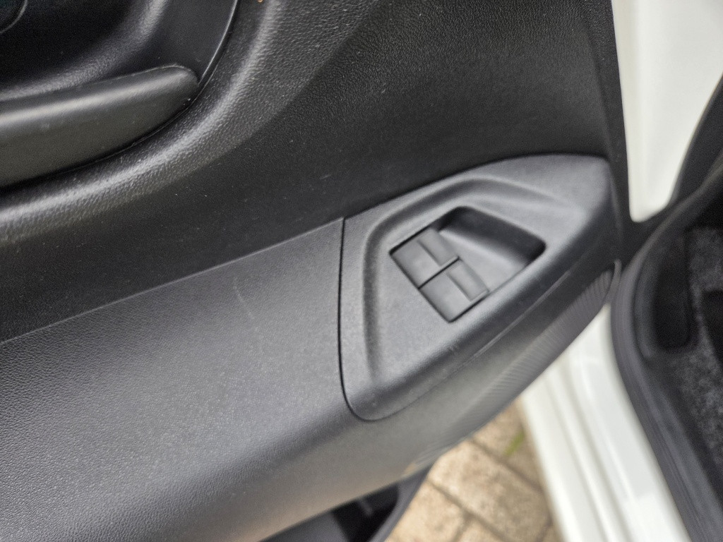 Peugeot 108 1.0 e-vti active | pack premium | airco | bluetooth