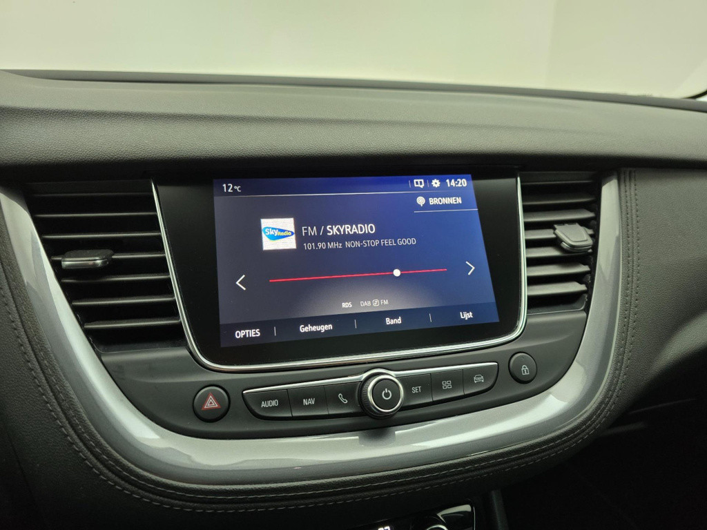 Opel Grandland X occasion met trekhaak en parkeercamera | tweedehands opel 