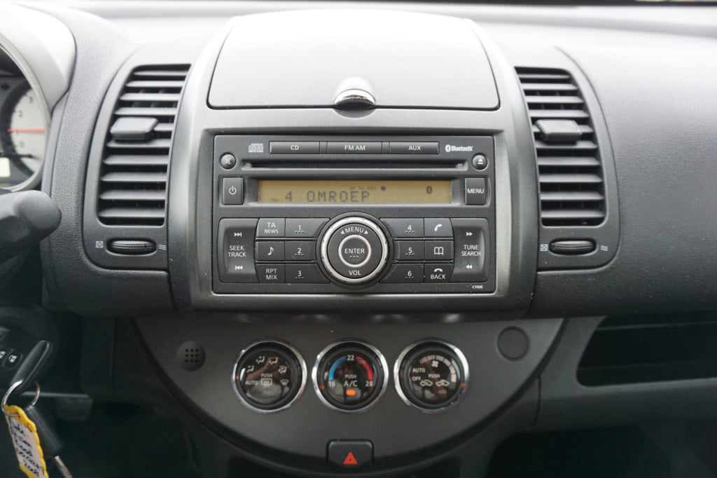 Nissan Note 1.6 life pack airco / elektr. ramen / trekhaak / nap
