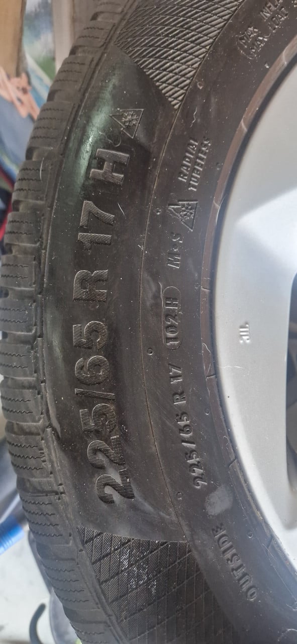 Set velgen met winterbanden Nissan X-Trail
