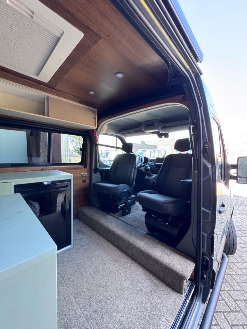 Renault Master 2019 met modulaire camperinrichting