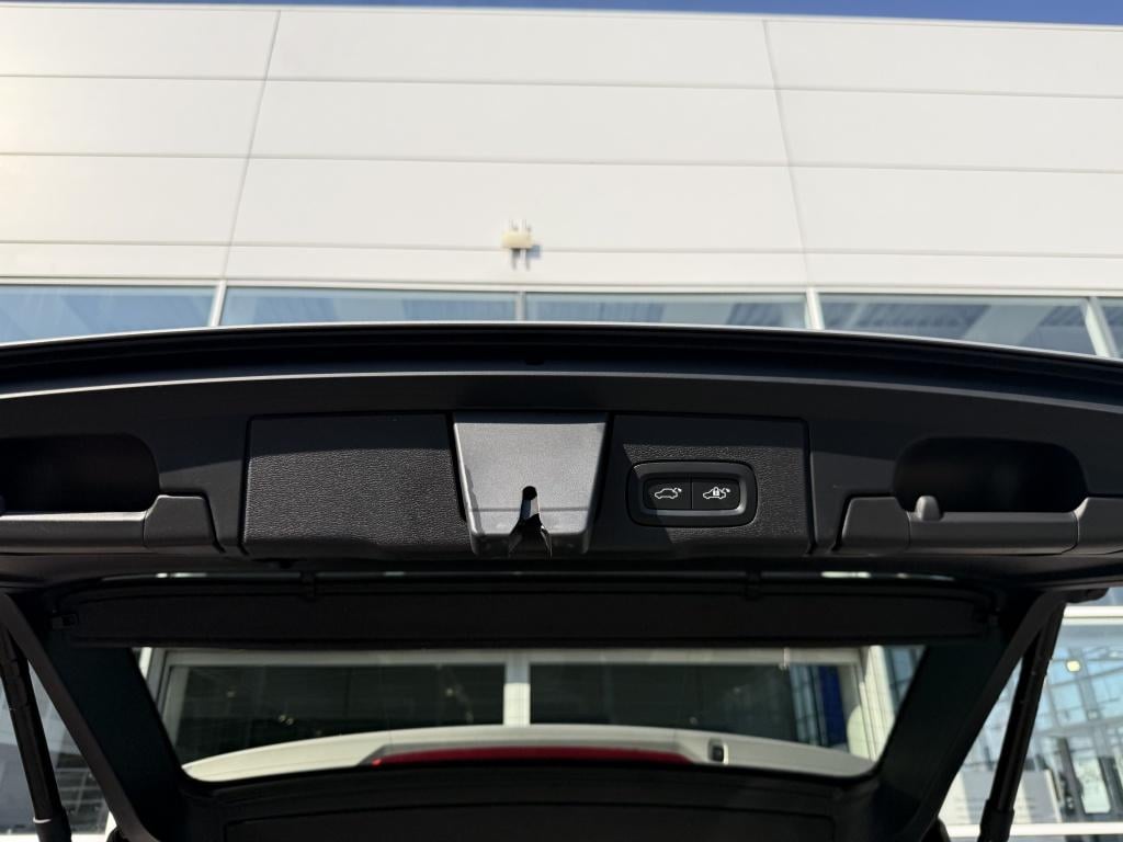 Volvo XC60 t6 398pk recharge inscription| pano| leder| camera|keyless awd v