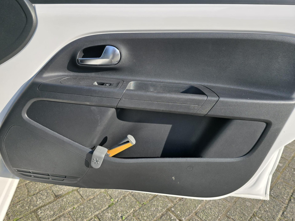 Volkswagen UP! 1.0 move up! bluemotion