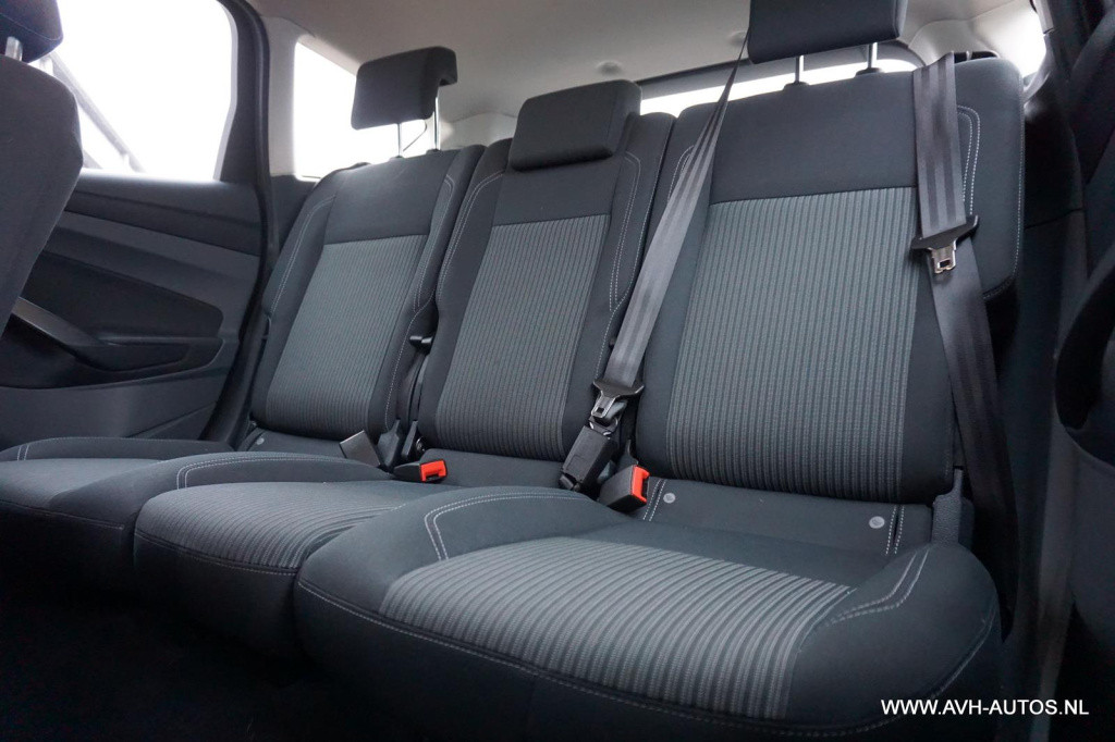 Ford C-max 1.0 titanium