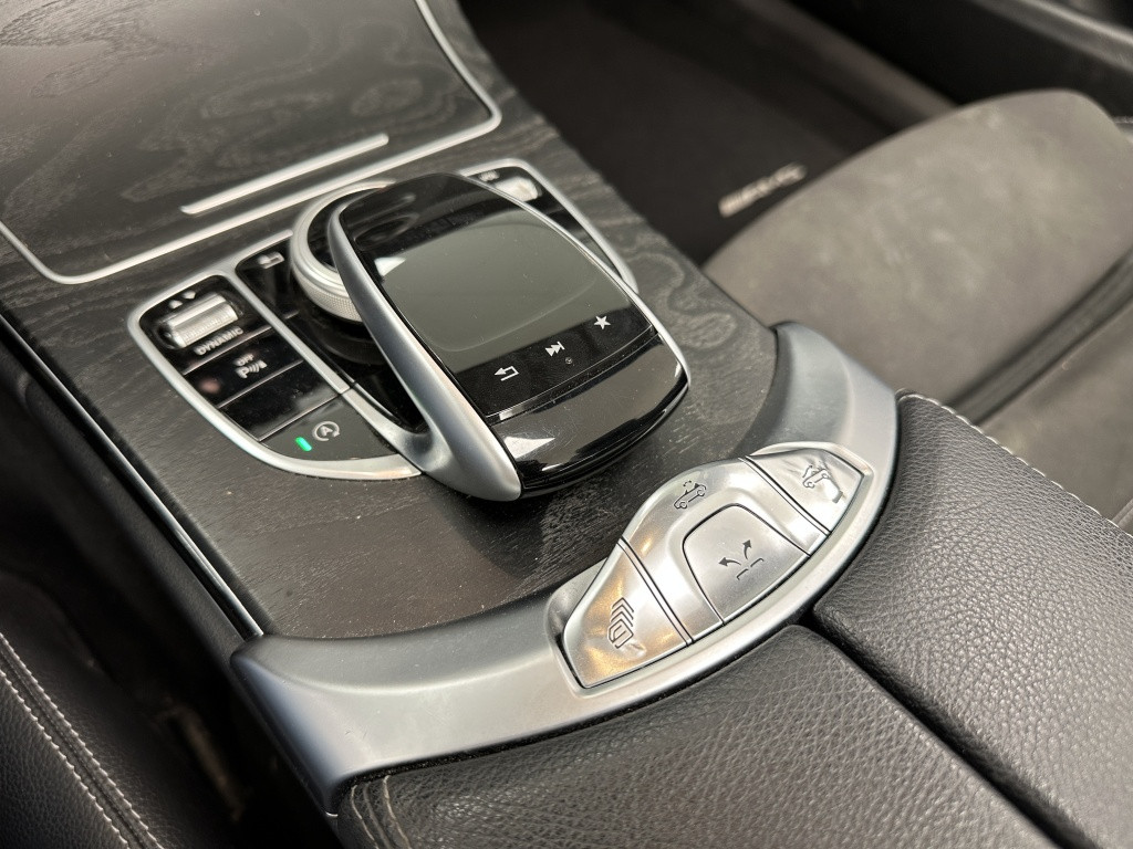 Mercedes-Benz C-Klasse cabrio 200 amg line 230pk | trekhaak | airscarf | 18