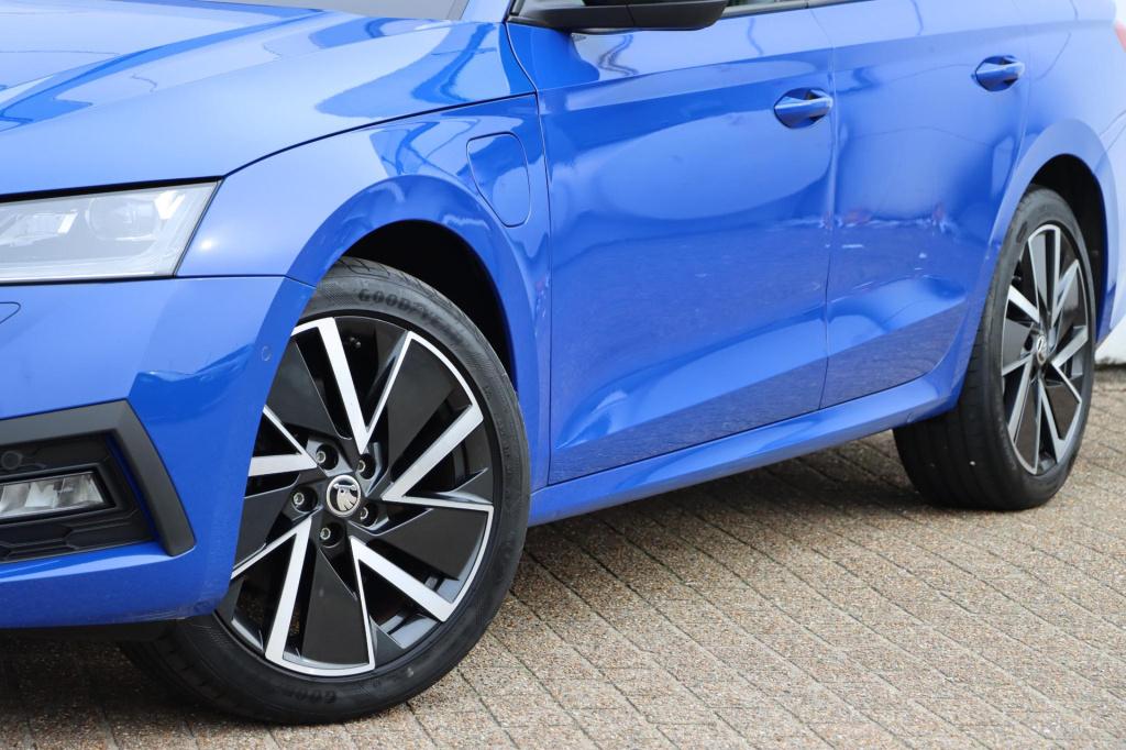 Skoda Octavia combi 1.4 tsi iv style 204pk dsg6 panorama dak | keyless | me