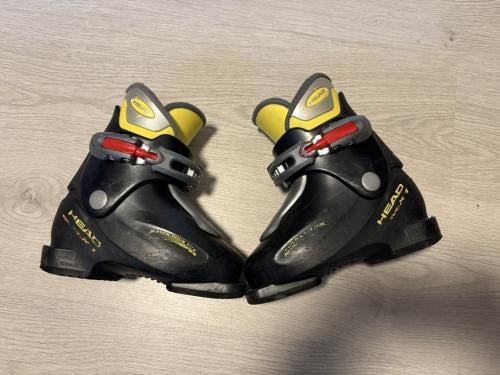 Skischoenen kind maat 30