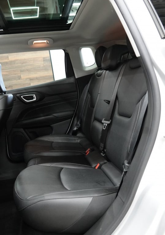 Jeep Compass 4xe 240 | pano | acc | led | 360' camera |