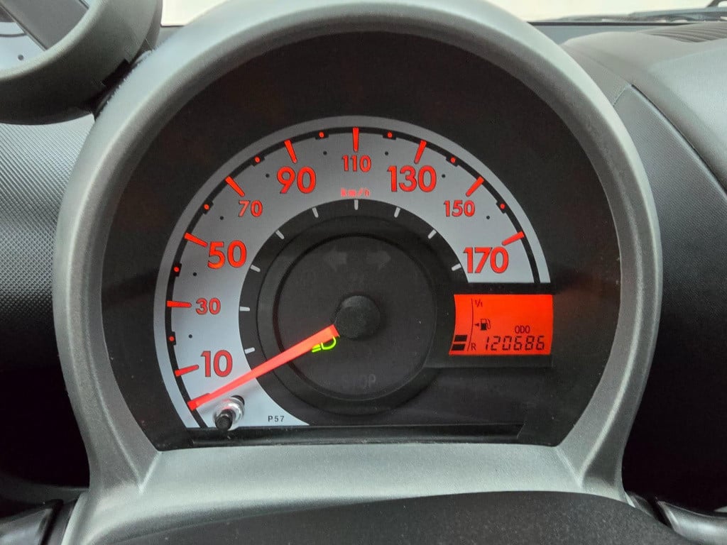 Peugeot 107 occasion 1.0 active met airco en 5 deurs | tweedehands peugeot 