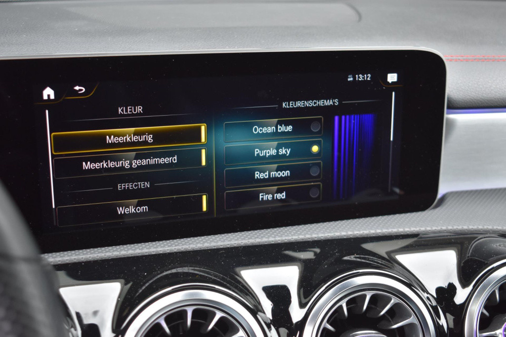 Mercedes-Benz Cla shooting brake 200 amg night | sfeerverlichting | panoram