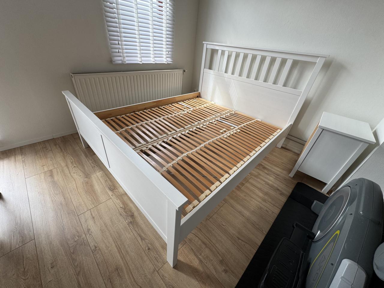 Tweepersoons bed 160 x 200 frame ledikant