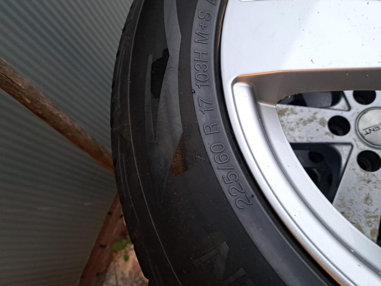 Set nette aluminium wielen met nieuwe winterbanden