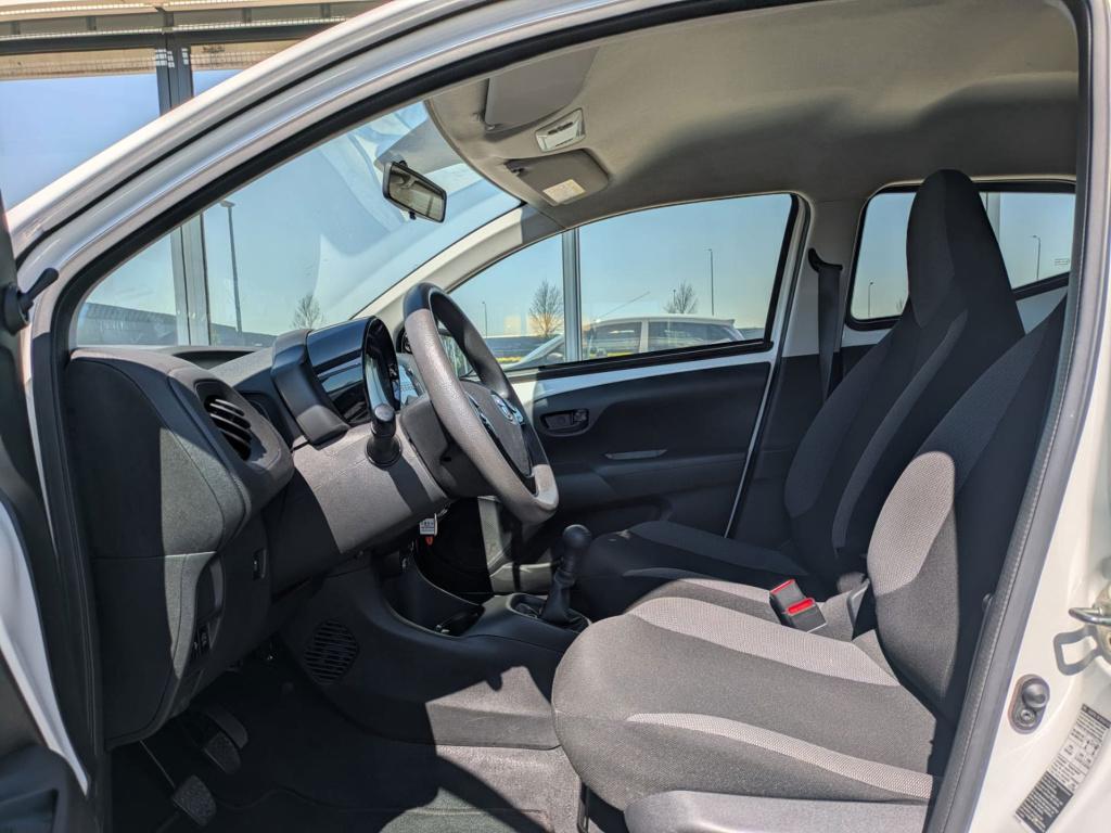 Toyota Aygo 1.0 vvt-i x-fun | 5 deurs | airco | bluetooth