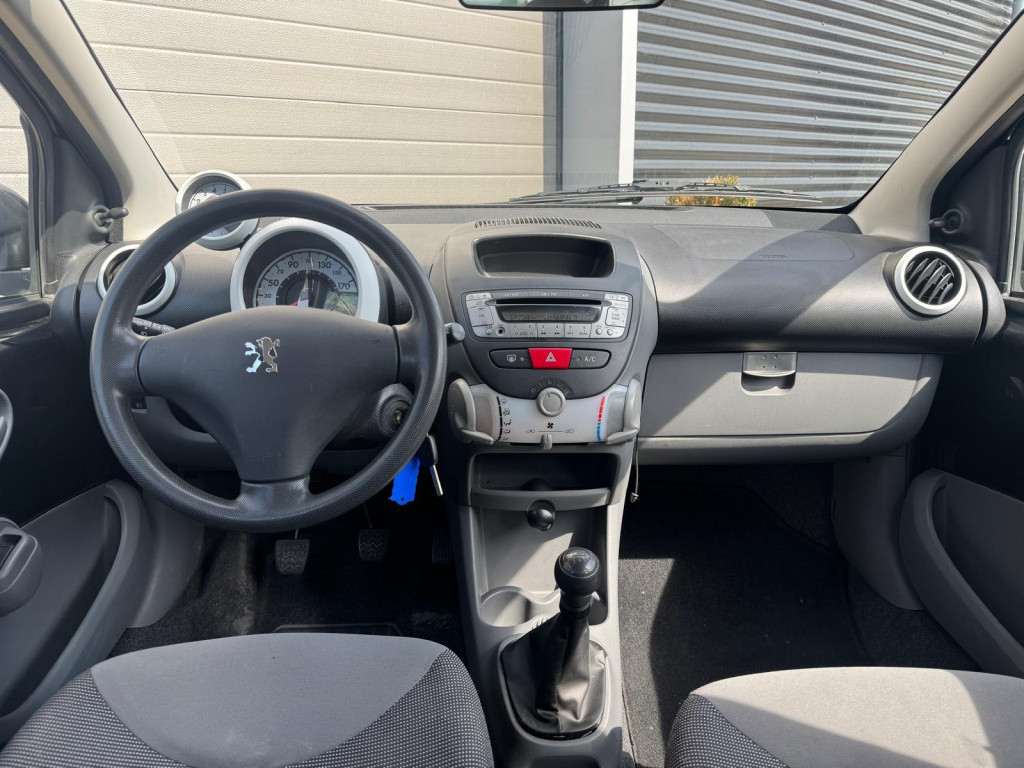 Peugeot 107 1.0-12v xs urban move/nap/apk/airco