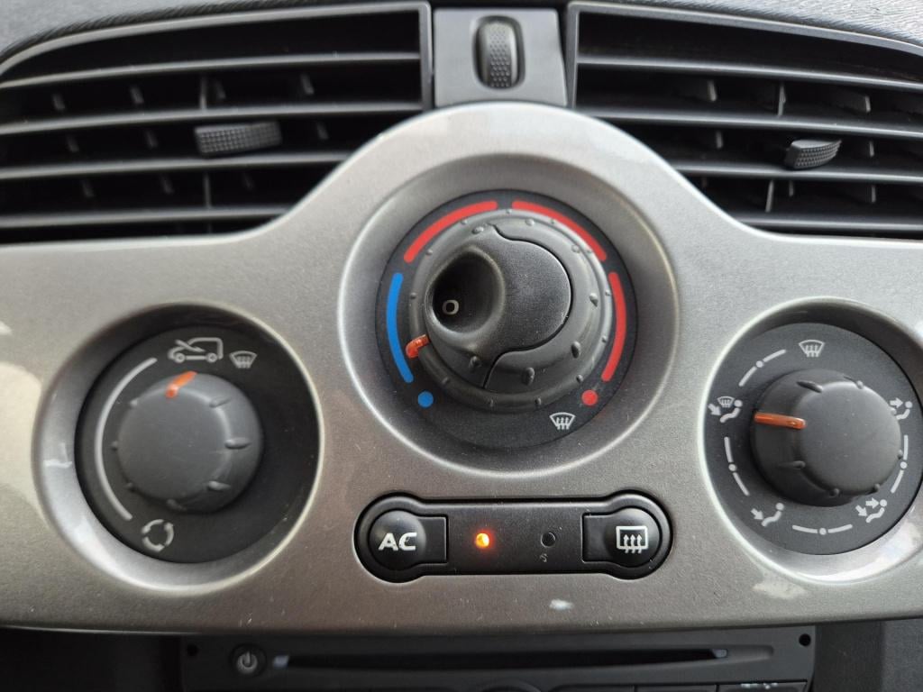 Renault Kangoo family 1.6-16v expression luxe trekhaak, cruise control, tom