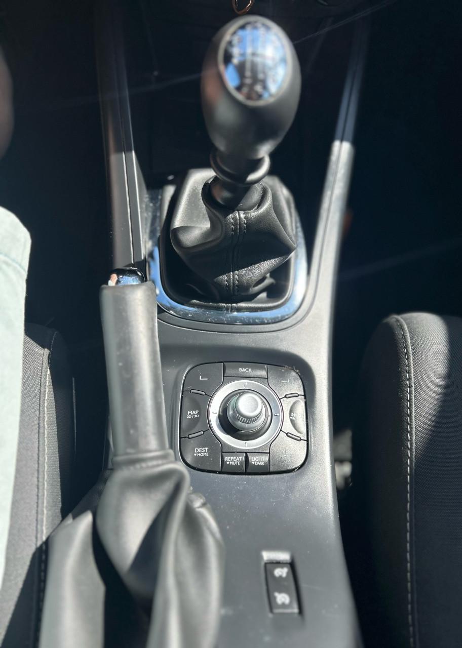 Renault MéganeEstate 1.2TCe Exp-BJ.2012 NU  🫣 €2500 Serieusze bieding besp