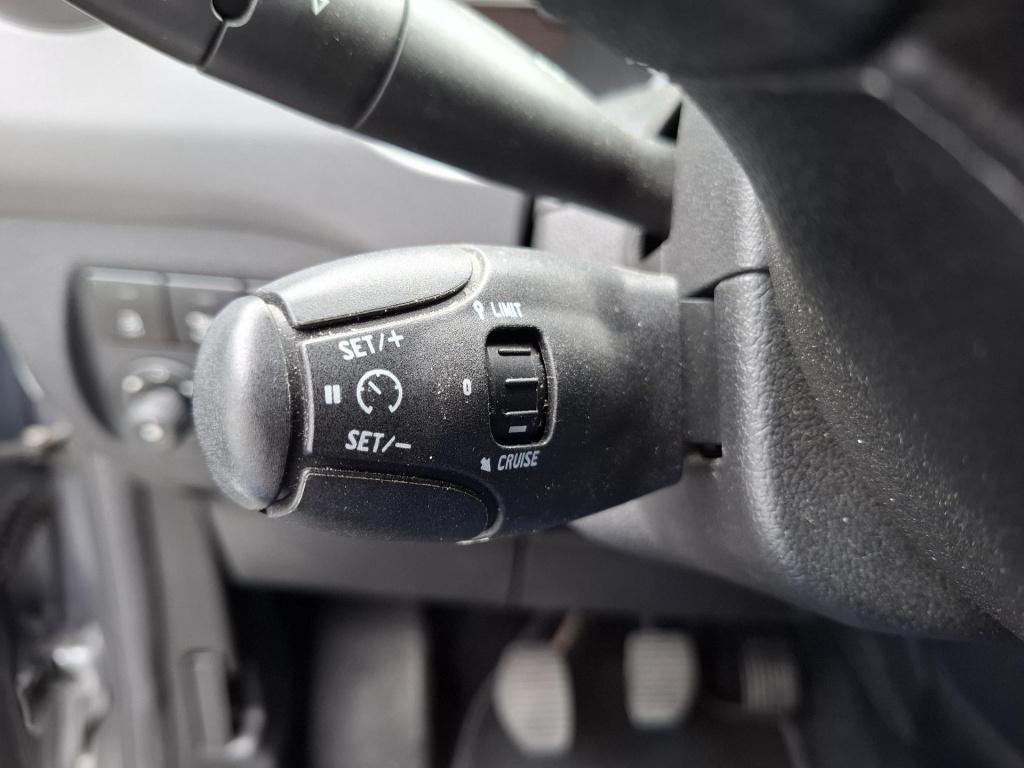 Peugeot Partner tepee mpv 110 style airco/nav/trekhaak