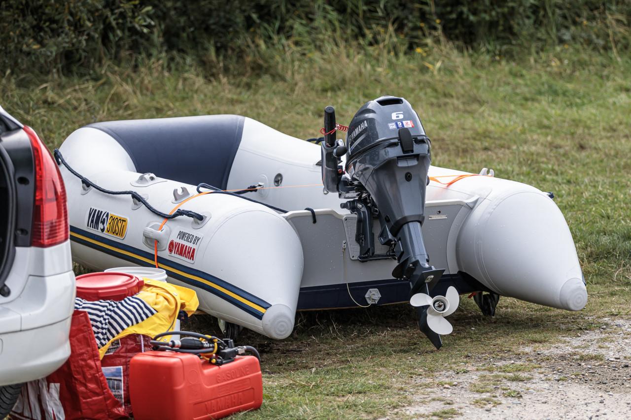 Yamaha 6 PK Viertakt met YAM Rubberboot 310 STi