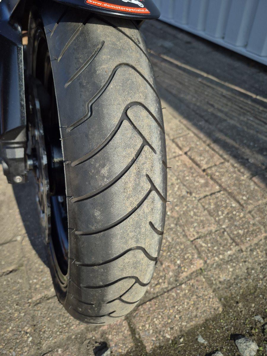 Kawasaki Z800 Akra uit 2014, Stoere Naked bike