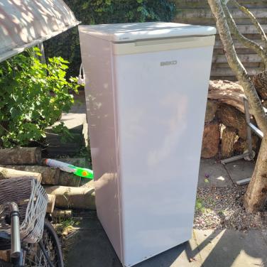 Beko koelkast 145cm hoog