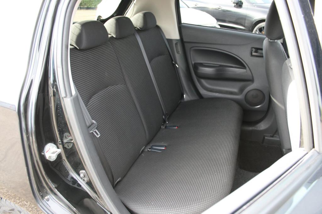 Mitsubishi Space Star 1.0 bright / pdc / climate / cv / dealer ond.