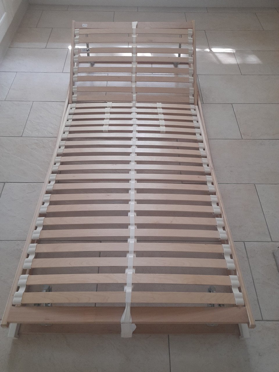 Verstelbare Lattenbodem 90 x 200 (in goede nette staat )