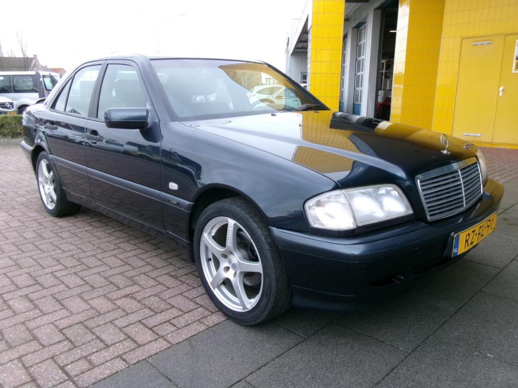 Mercedes-Benz C-Klasse 220 d (i.z.g.st.!)