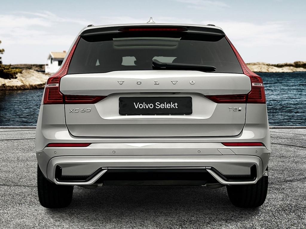 Volvo XC60 t8 455pk recharge dark| luchtvering| adap.cruise| 360camera| awd