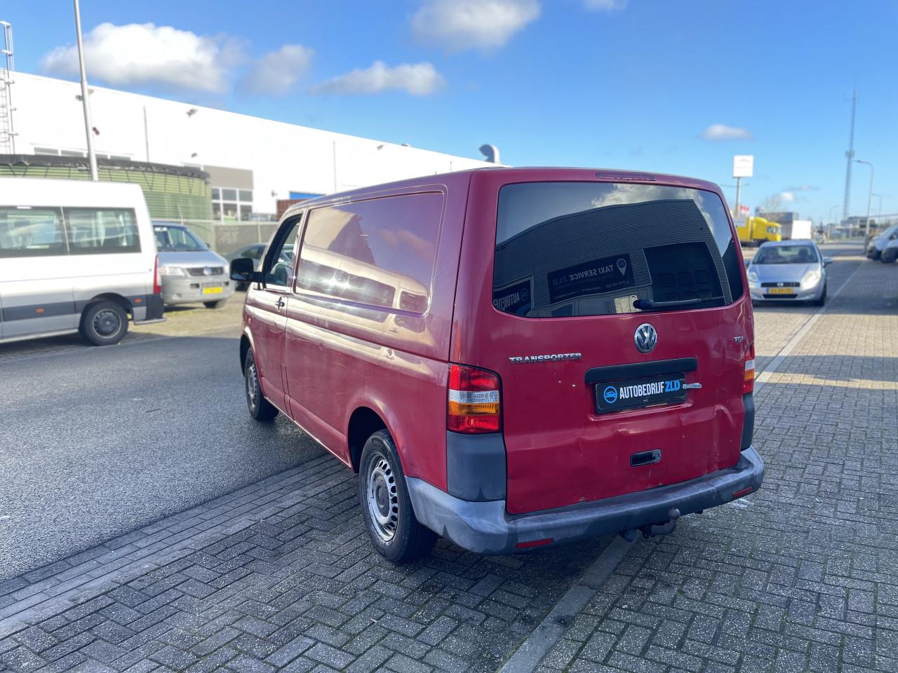 Volkswagen Transporter 2.5 TDI /CARPLAY/CRUISE CONTR/TREKH.