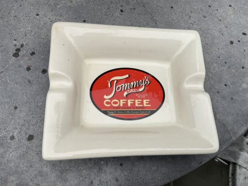 Tommy’s coffee asbak