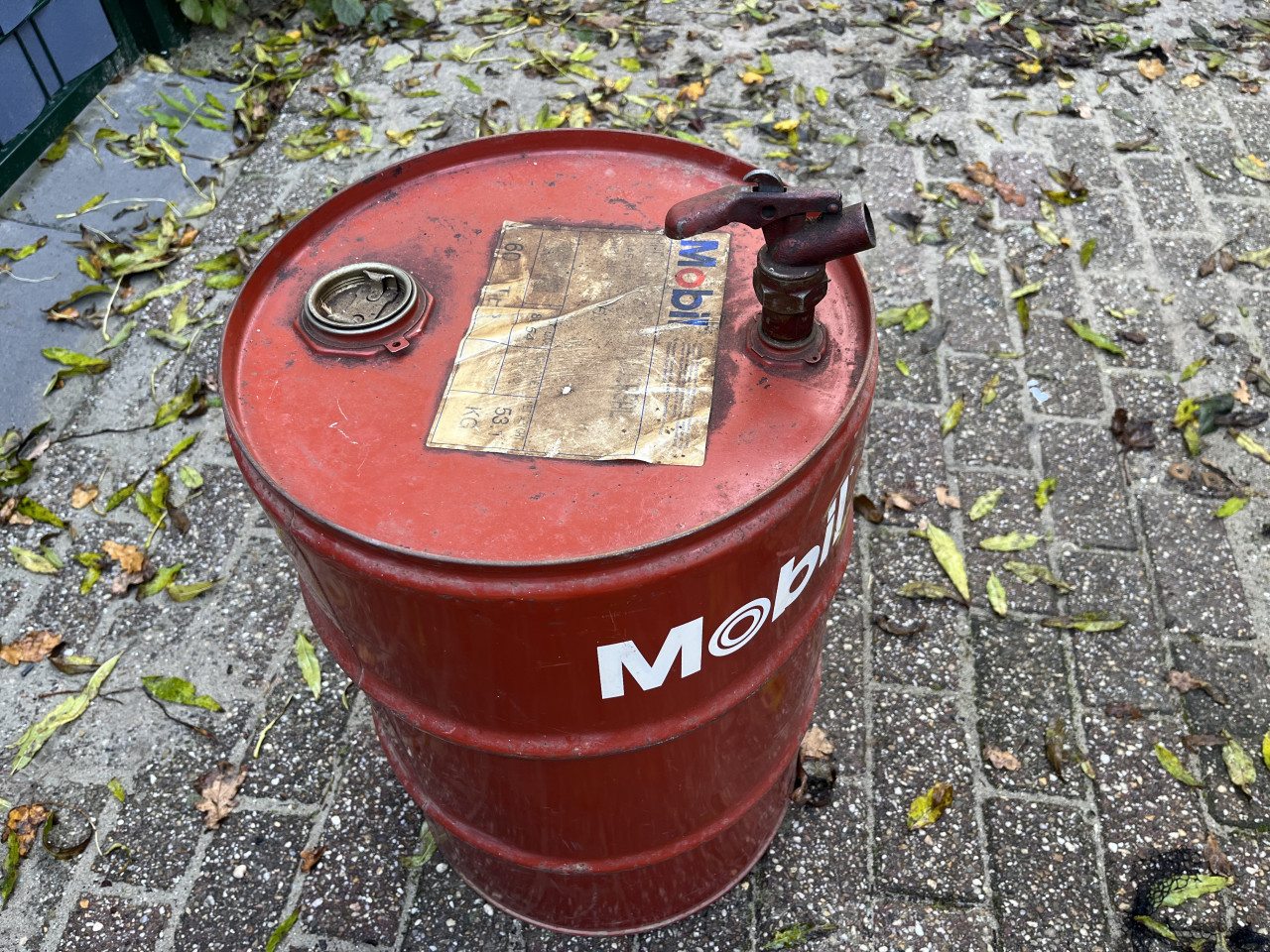 Brandstofvat met kraan MOBIL 60 liter