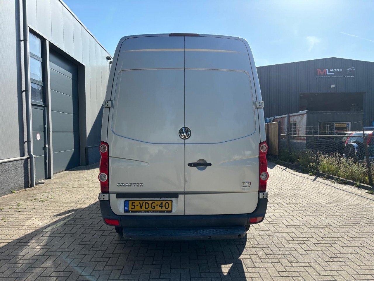 Volkswagen Crafter 28 2.5 TDI L2H2- 212.140Km