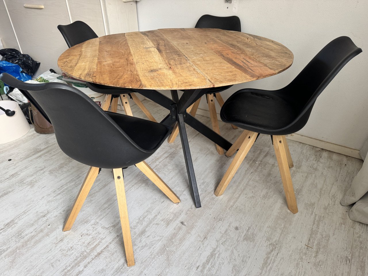 Ronde eetkamertafel