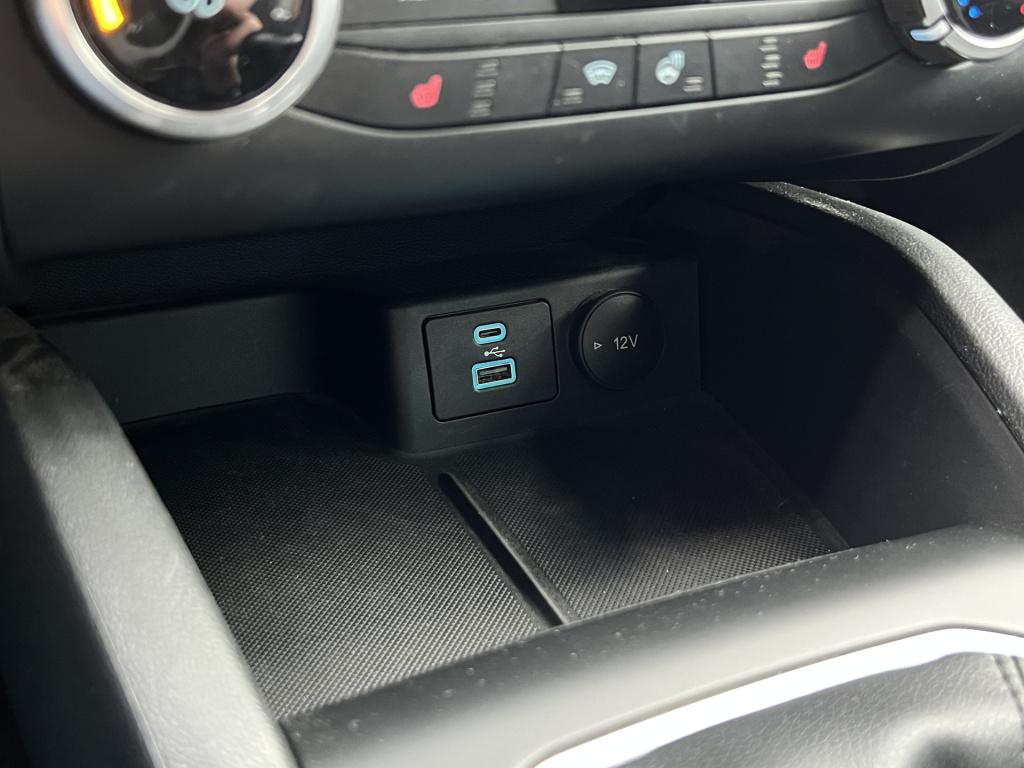 Ford Focus wagon 1.0 ecoboost connected stoel/stuur/voorruit verwarming goo