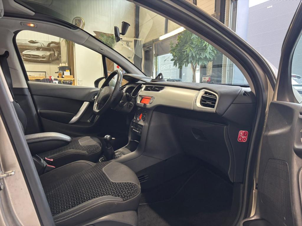 Citroen C3 1.4 vti ligne business airco - trekhaak - panorama - lichtmetaal