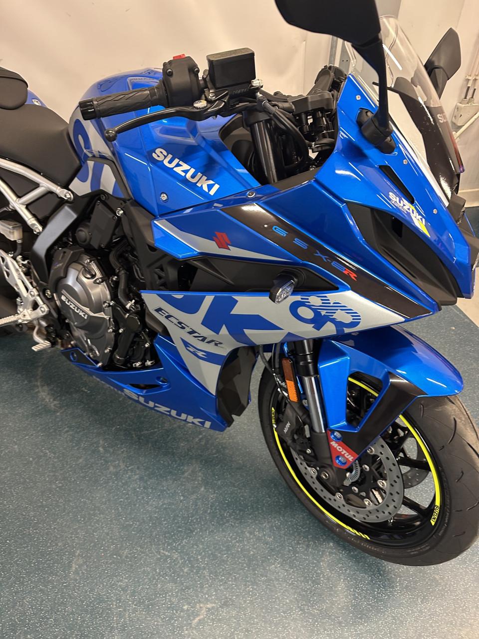 Suzuki GSX-8R MotoGP uitvoering!
