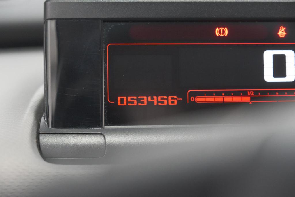 Citroen C4 Cactus puretech 82 one-tone | camera | navigatie | parkeersensor