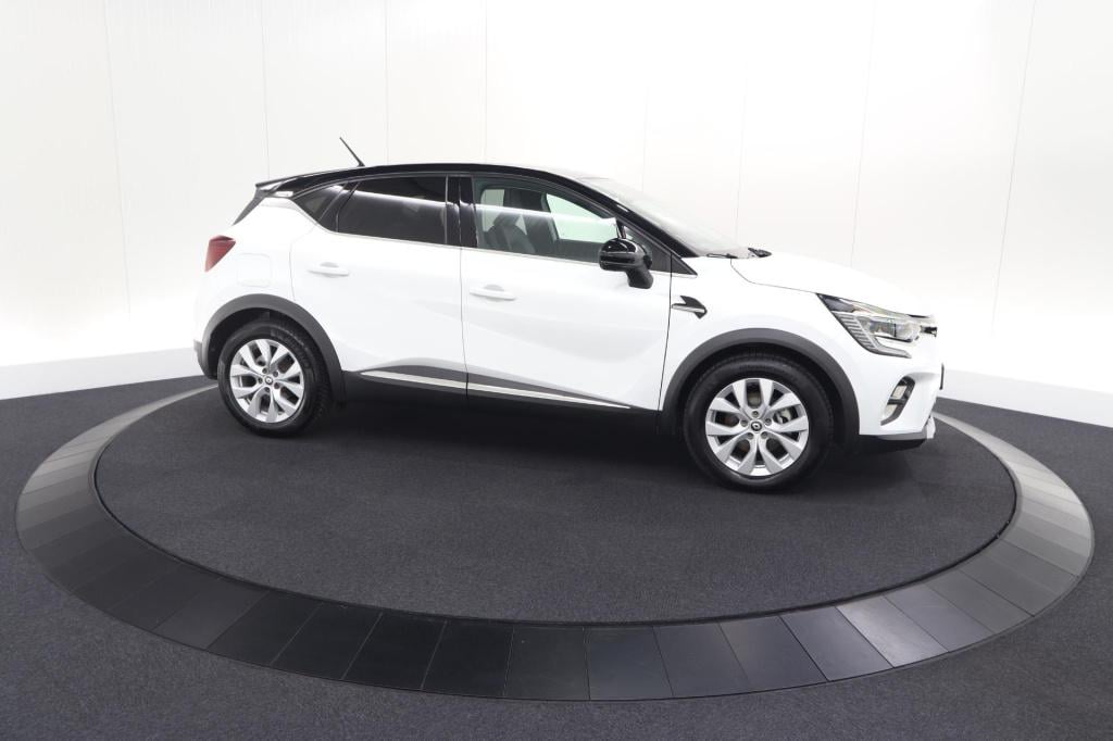 Renault Captur 1.6 e-tech hybrid 145 intens | trekhaak | camera | stoelverw