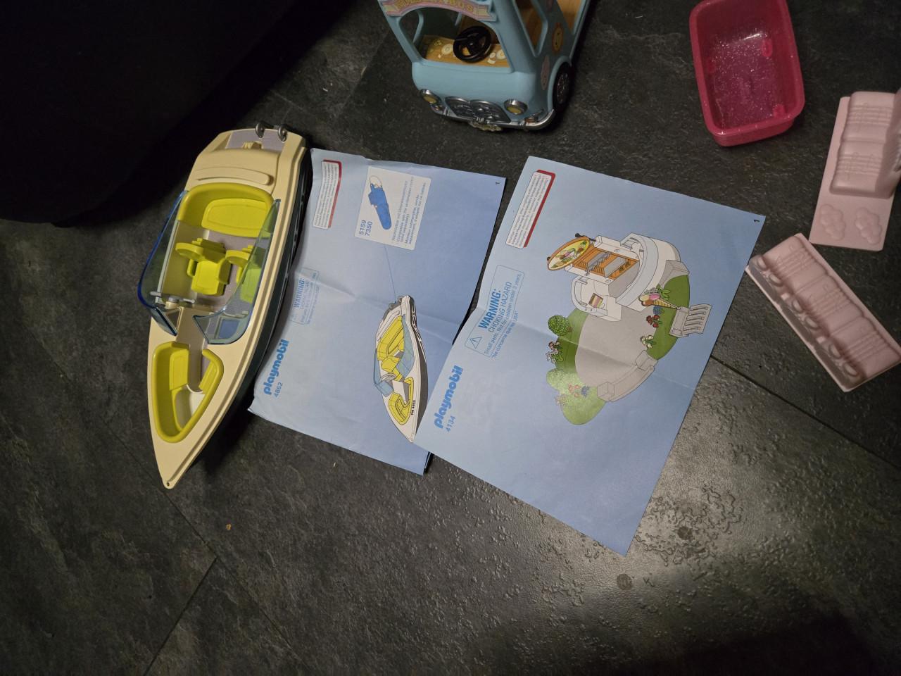 Playmobil oa: babybus, speedboot en ijssalon