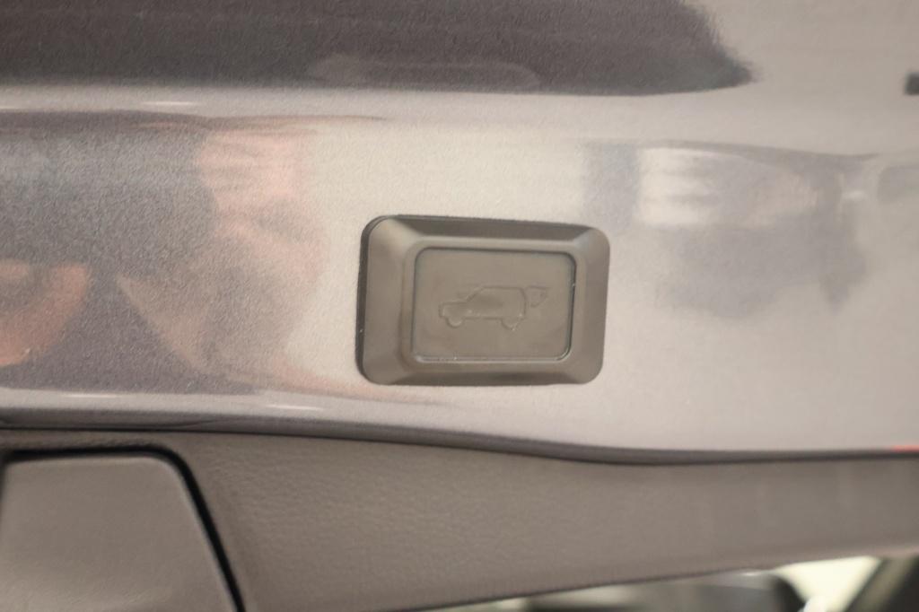 Toyota Rav4 2.5 hybrid dynamic| camera| adap.cruise| keyless