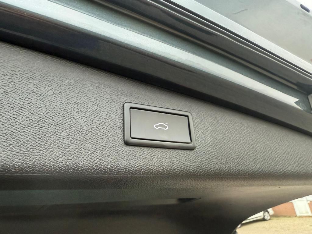 Cupra Leon Sportstourer 1.4 e-hybrid vz adrenaline